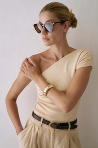 Model wearing Hampton Sunglasses, a timeless piece from the women sunglasses trend