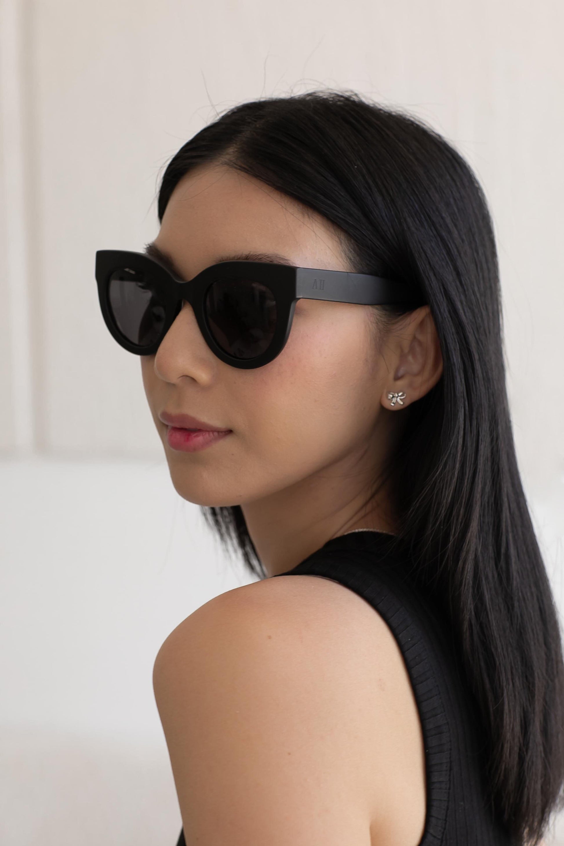 Luxury Oversized Sunglasses | ANEA HILL Manhattan
