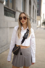 Load image into Gallery viewer, person wearing women&#39;s designer oversized sunglasses
