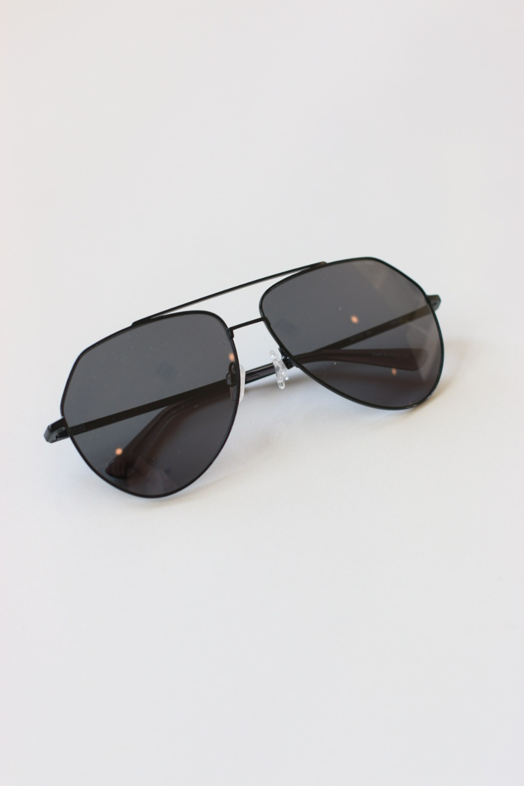 Fashion black best sale aviator sunglasses