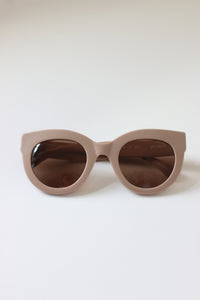 "ANEA HILL Duchess Sunglasses: Fashionable Eyewear for Women!"