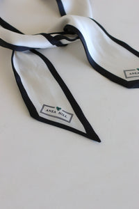 "ANEA HILL Luxury Scarf: Redefining Elegance and Sophistication"