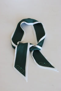 "ANEA HILL Luxury Scarf: Redefining Elegance and Sophistication"