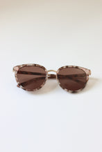 Load image into Gallery viewer, Lady Sunglasses in Soft Pink Tortoise acetate
